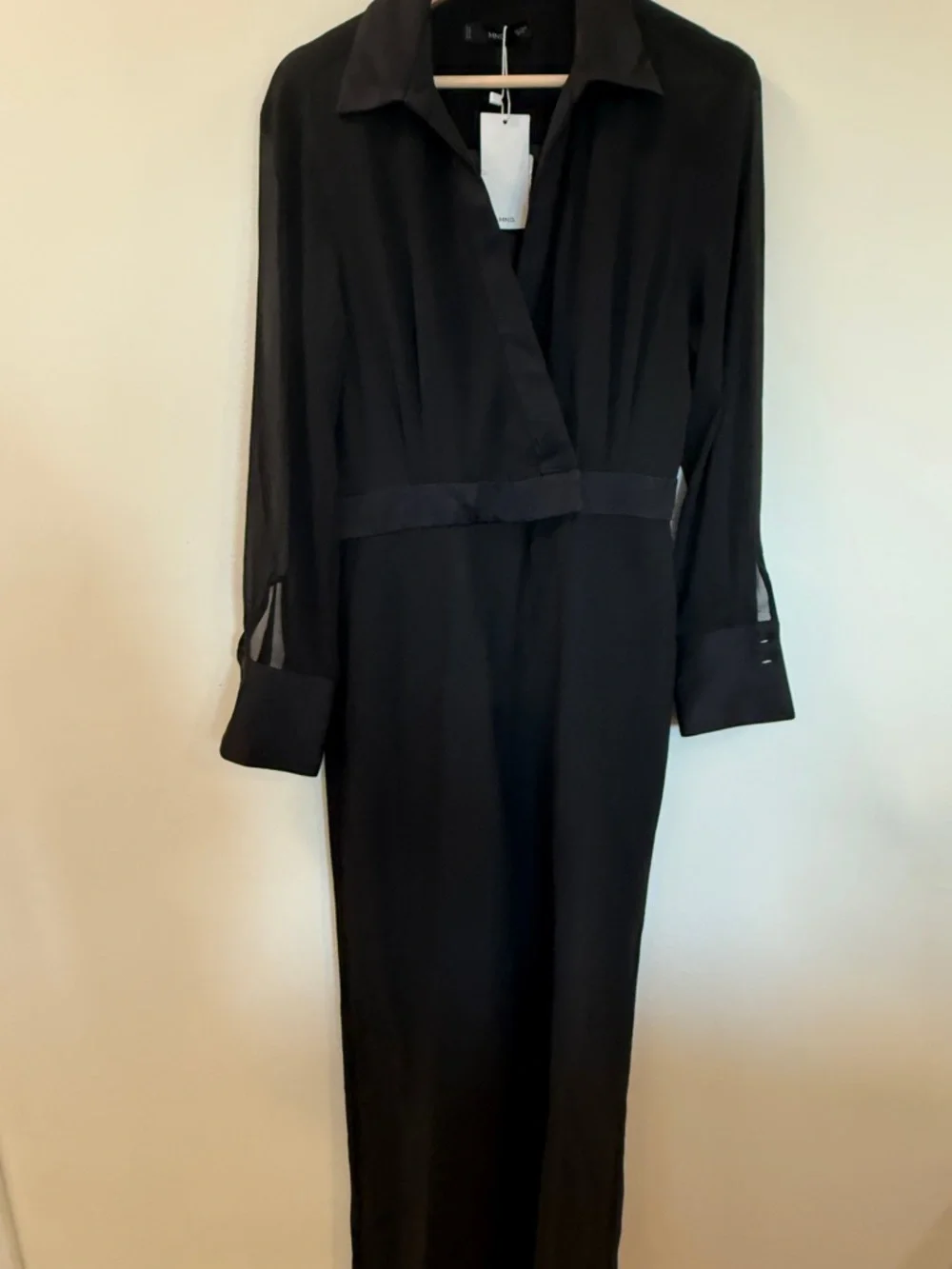 NWT Mango Black Wide Leg Jumpsuit Sheer Top Work Chic - Size Medium - Picture 2 of 13